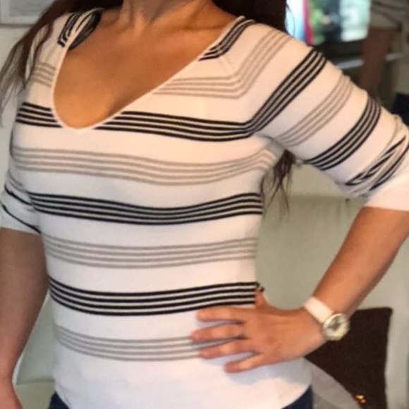 Dorothy Perkins Sweater - Picture 2 of 6